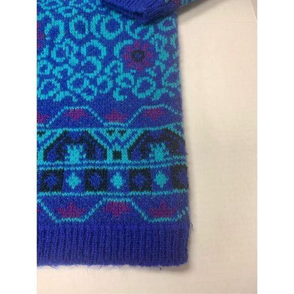 Vintage Multicolored Knit Sweater - Picture 2 of 8